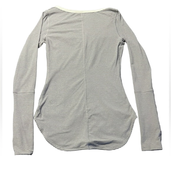 Lululemon Awesoma Henley Hyper Stripe Heathered Slate Ghost Size 4 - Picture 4 of 8